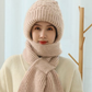 Alles-in-één gebreide muts en sjaal
