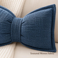🦋 -50%! 🎀 Decoratief kussen van chenille in de vorm van een vlinderdas – inclusief hoes en vulling – voor op de bank, het bed en in de leeshoek 🛋️